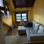 Delphi Gorge-view Chalet, Σαλέ *