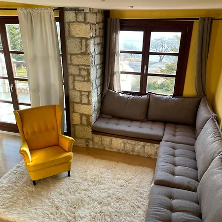 Dağ evi Delphi Gorge-view Chalet, Arachova