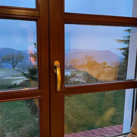 Delphi Gorge-view Chalet, * Arachova