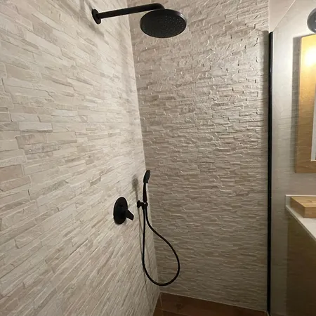 شاليه Delphi Gorge-view Chalet,